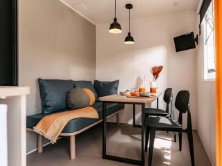 Mobil-home accueillant, animaux permis - 4 pers. - API-1-52-2370 - 9