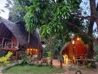 Sigiri Hunter's Eco Tree lodge - 9