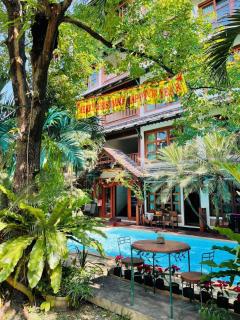 204 Serene Teak Boutique Apartments - 0