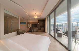 The Cyan Suites Nha Trang Bay - 9