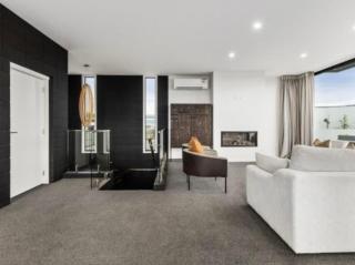 Modern Luxury Retreat - 5