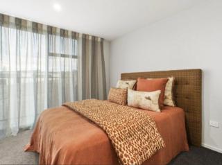 Modern Luxury Retreat - 1