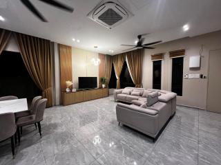 D Parkland Luxe Villa - 3