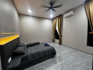 D Parkland Luxe Villa - 1