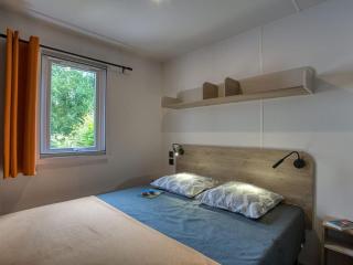 Mobil home, animaux admis - 10 pers. - API-1-52-2466 - 5