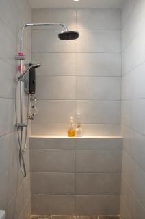 Large Group 11 Pax Adult Stay, 5BR, Alma BM, 1 min Aeon Alma, Family Gathering, Wedding, Work Stay - 2