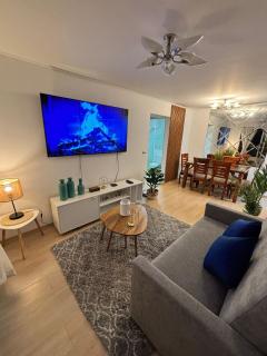 2-bedroom apartment a balcony and ocean views - 0