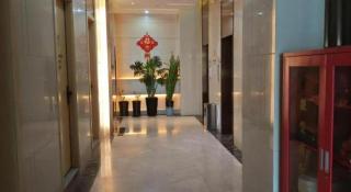 Lavande Hotel Beijing Yizhuang Development Zone JD Headquarter - 2