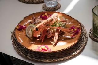 Mangia's Brucoli, Sicily, Autograph Collection - 7