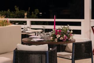Mangia's Brucoli, Sicily, Autograph Collection - 6