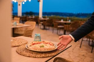 Mangia's Brucoli, Sicily, Autograph Collection - 1