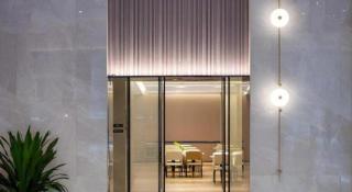 Borrman Hotel Golden Crown Liuzhou Wuxing Pedestrian Street - 2