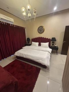 Luxury 2 Bedroom Apt, Golf View, Parking - 4