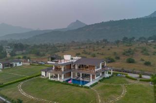Luxury Evara Villa Pool LakeView, Pawna Lonavala - 3