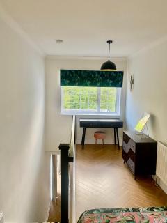 Peaceful Self-Contained Apartment - 7