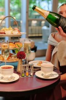 The Ritz-Carlton, Toronto - 4