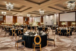 The Ritz-Carlton, Toronto - 3