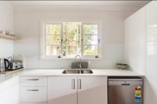 4 bedroom house - Walk to Southbank - 4