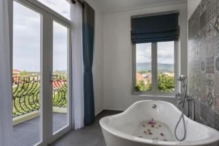 Boutique Kampot Hotel - 9