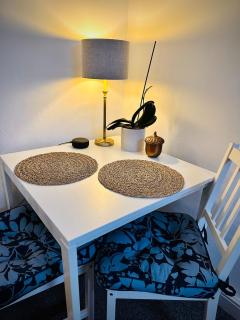 No5 The Dale with Wood Burning Stove - 1