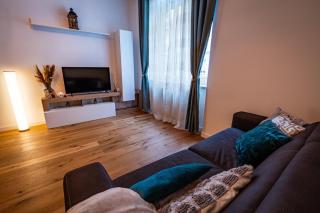 Glam Turin - 8