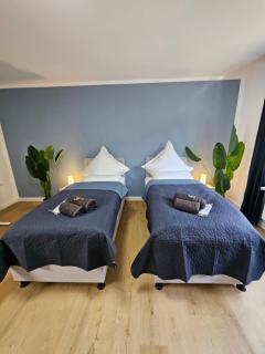 Stilvolle Wohnung mit Balkon & Parkplatz in Moers - Ideal für Business, Familien und Monteure nahe Düsseldorf - 2