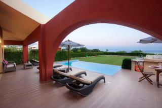 Trapezaki Queen Villa - 4