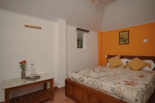 LES COTTAGES de Suryatrips Homely Stay - 5