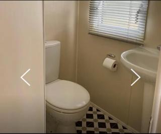 Static Caravan at Lydstep Beach - 2