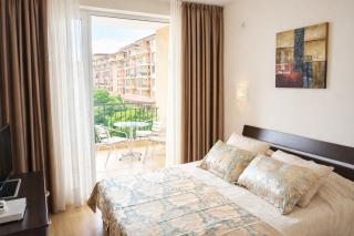 Magic Dreams Spacious Apartment - 8