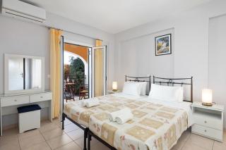 Villa Eleni Sinies by Villa Select - 8