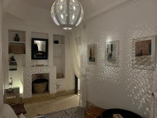 Dar Sekaya chic amidst the souks, private pool - 6