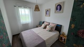 Face au Jura, appartement neuf 70m2, à 10 minutes de Genève pour 1 à 6 personnes - 2