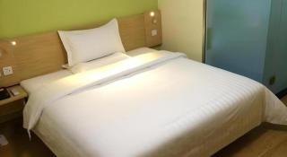 7 Days Inn Urumqi Guangming Road Beimen Metro Station - 2