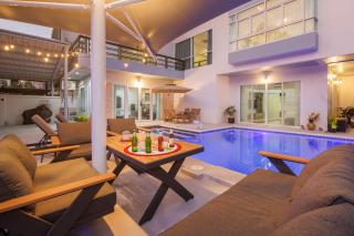 Palm Breeze Pool Villa - Huay Yai - 1