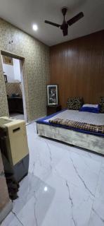 Home stays - 1