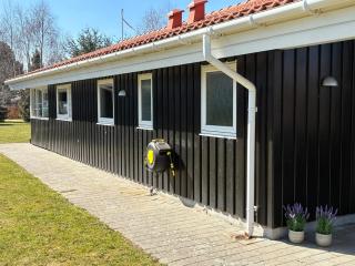 Lækkert sommerhus i gåafstand til by og strand - 2