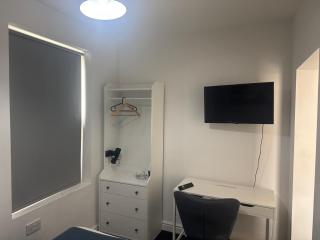 Comfortable Stay - Derby Road - 4