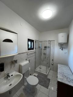 Kuca Mir Seaside Apartments - 50m from Beach - 1
