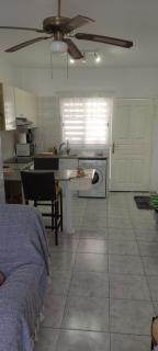 Cozy 1BR Apt with Pool Heart of Paphos - 9
