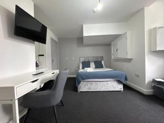 Comfortable Stay - Derby Road - 4