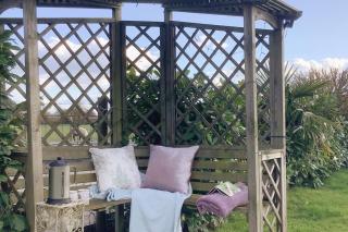 The Meadows, OXTED - 2