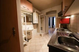 Cosy Central Bright Apartment - 7