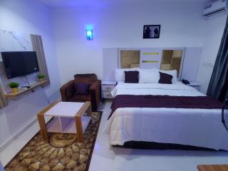 Hebron Hotels And Suites Owerri - 5