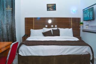 Hebron Hotels And Suites Owerri - 4