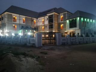 Hebron Hotels And Suites Owerri - 3