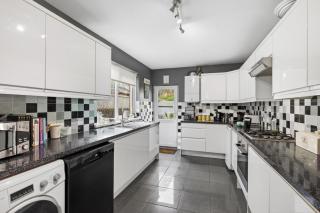 4 Bed in Swanage oc-82172 - 6