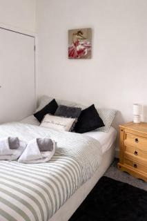 Brigth Victorian Flat - 4