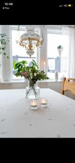 Centralt hus med AC och dubbelgarage nära stranden - 1