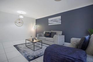 Sleek & Tranquil Corner on Durham Road, Sleeps 4 - 3